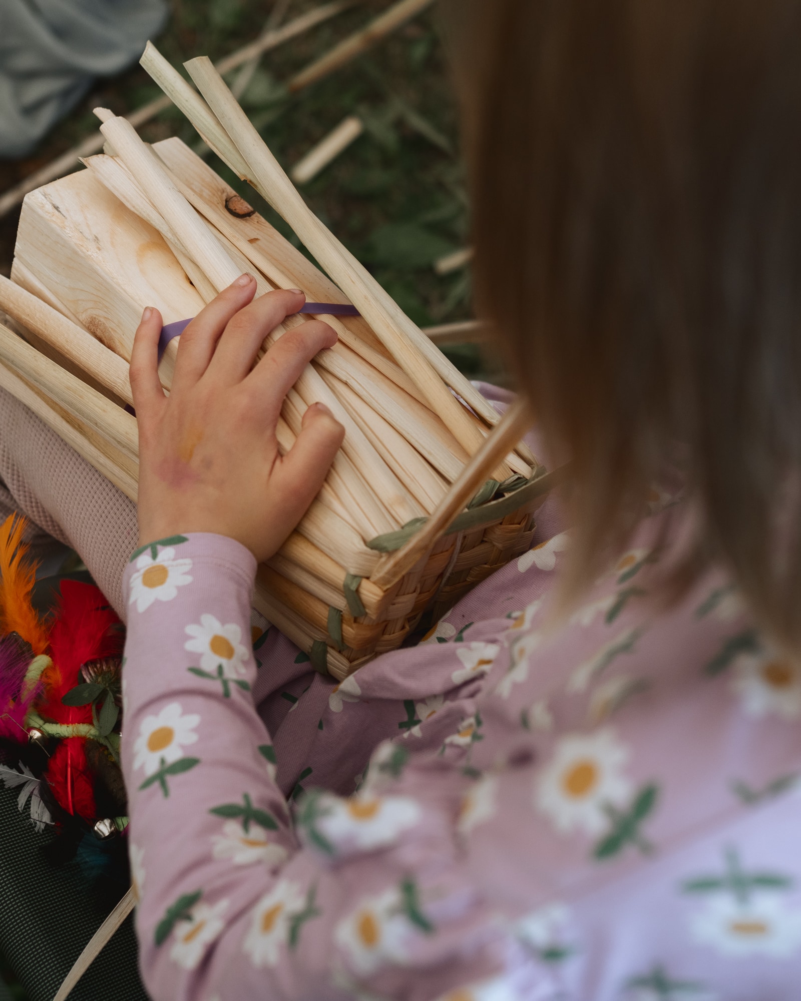 Basket weaving workshop materials at Pioneer Lodge in November